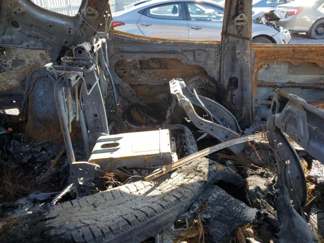 2013 HYUNDAI SANTA FE S - 5XYZUDLA5DG077535