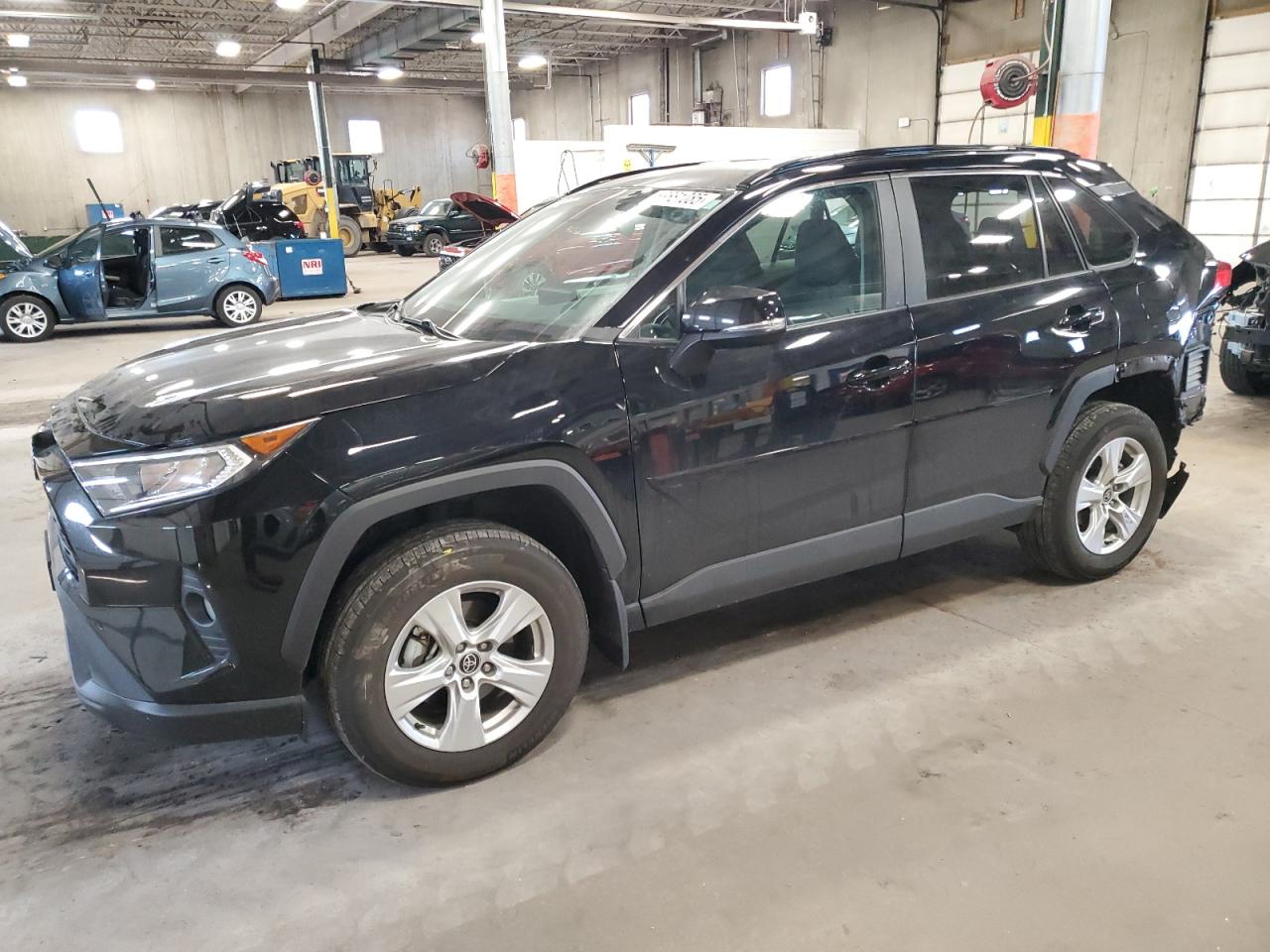 TOYOTA RAV4 XLE