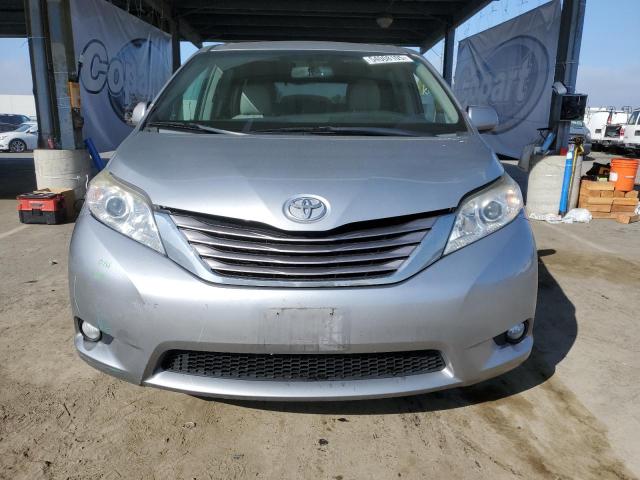 2016 TOYOTA SIENNA XLE - 5TDYK3DC0GS700739