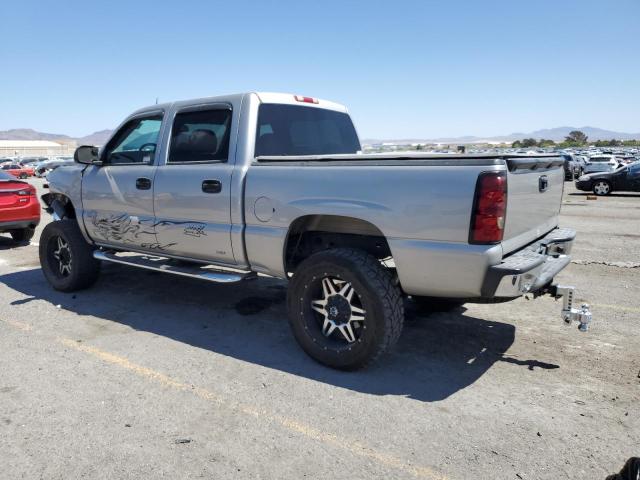 CHEVROLET SILVERADO 2004 silver crew pic gas 2GCEK13T241398589 photo #3