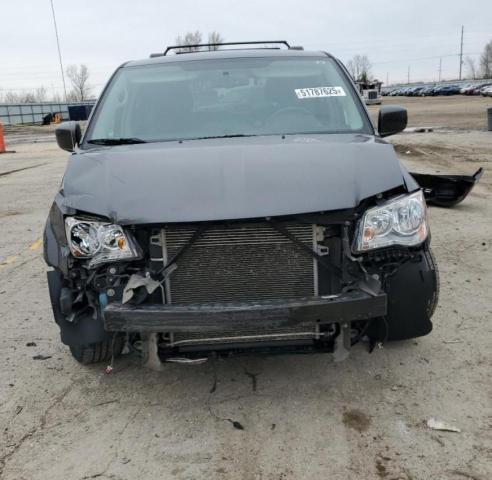 2016 CHRYSLER TOWN & COU - 2C4RC1CG1GR302345