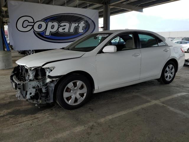 TOYOTA CAMRY BASE