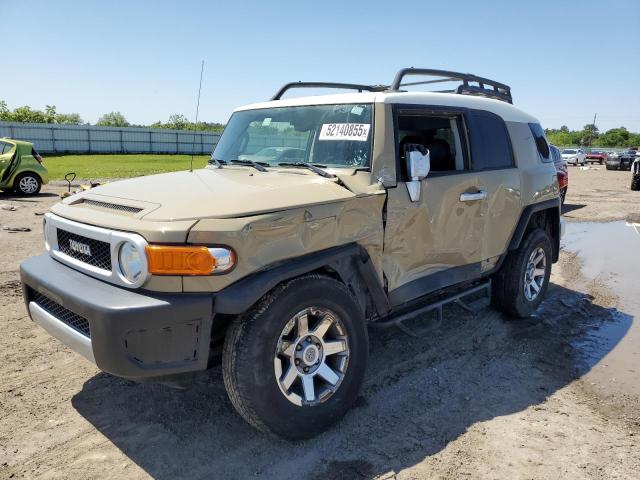 TOYOTA FJ CRUISER