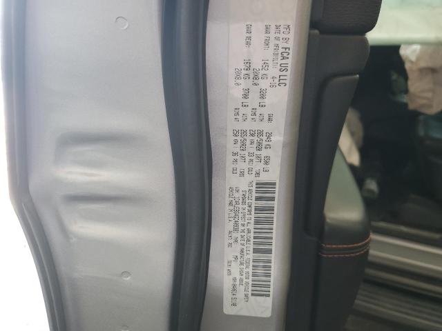 2016 JEEP GRAND CHER - 1C4RJEBG4GC409381