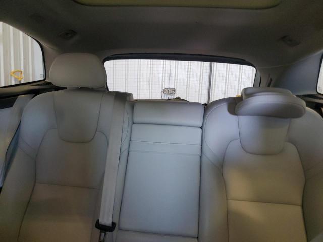 2018 VOLVO XC60 T8 IN YV4BR0DL9J1080572