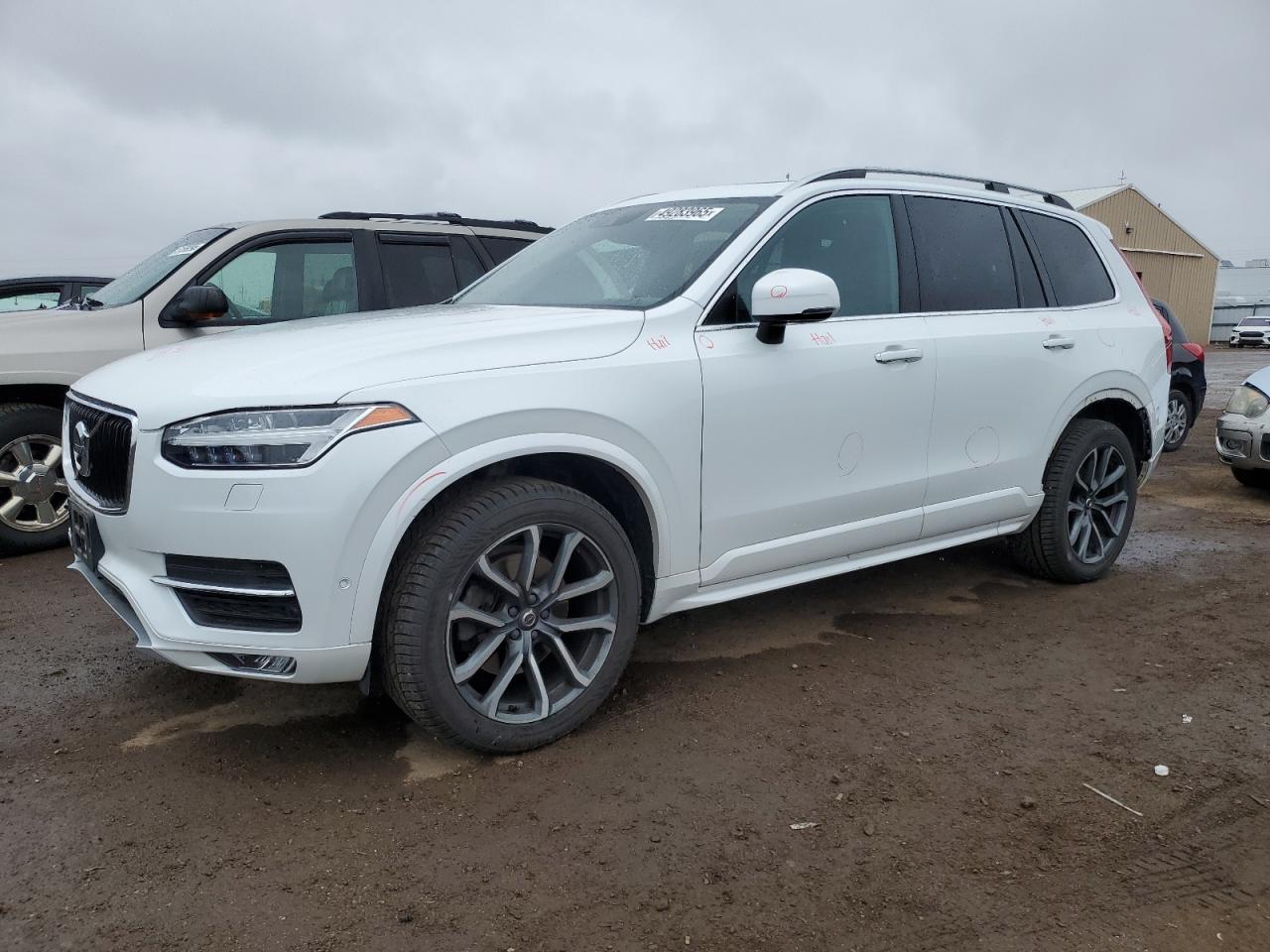 VOLVO XC90 T6 MOMENTUM