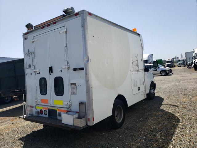 CHEVROLET EXPRESS G3 2008 white cutaway gas 1GBJG31K181100345 photo #4