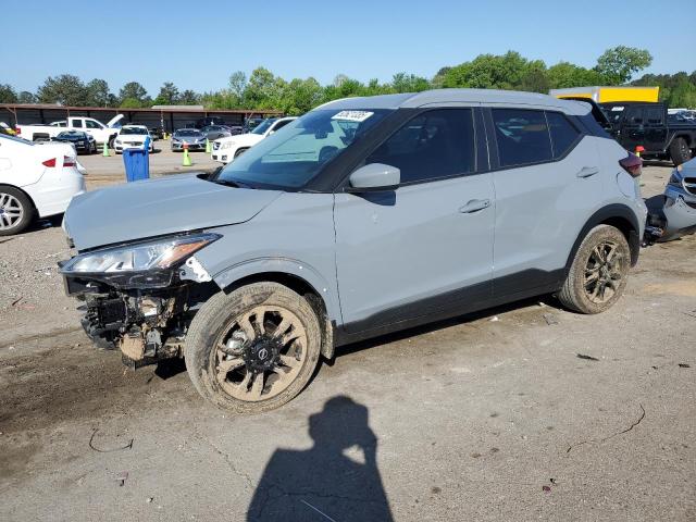NISSAN KICKS SV