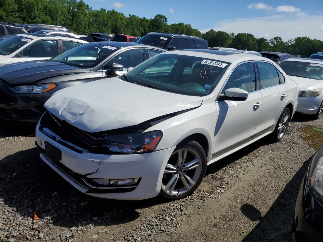 VOLKSWAGEN PASSAT SE