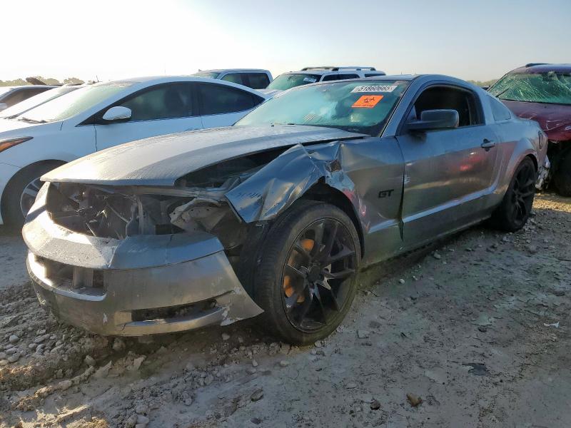 FORD MUSTANG GT