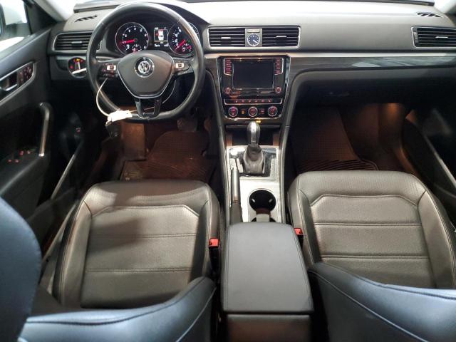 2017 VOLKSWAGEN PASSAT SE - 1VWGT7A36HC044910