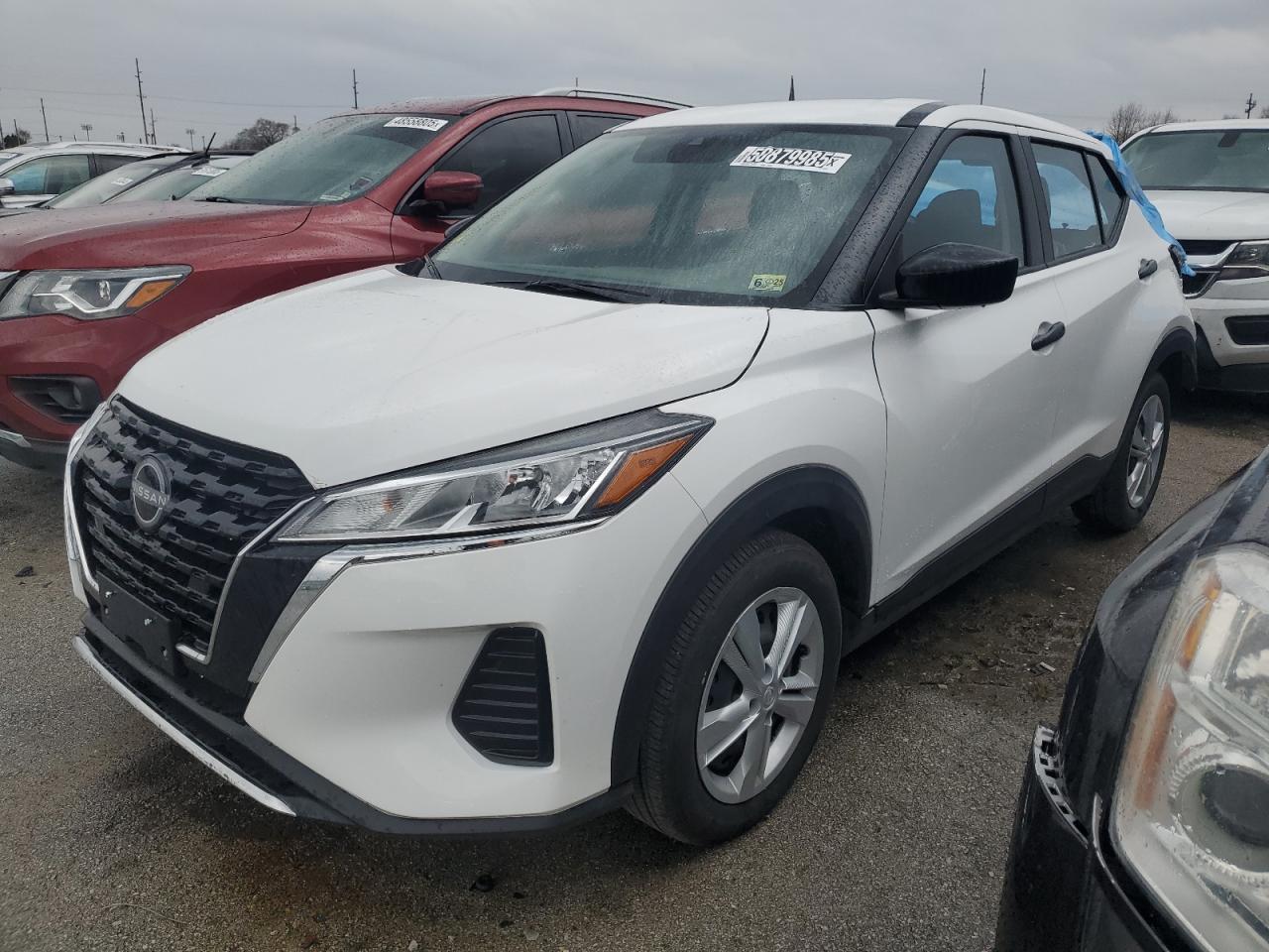 NISSAN KICKS S