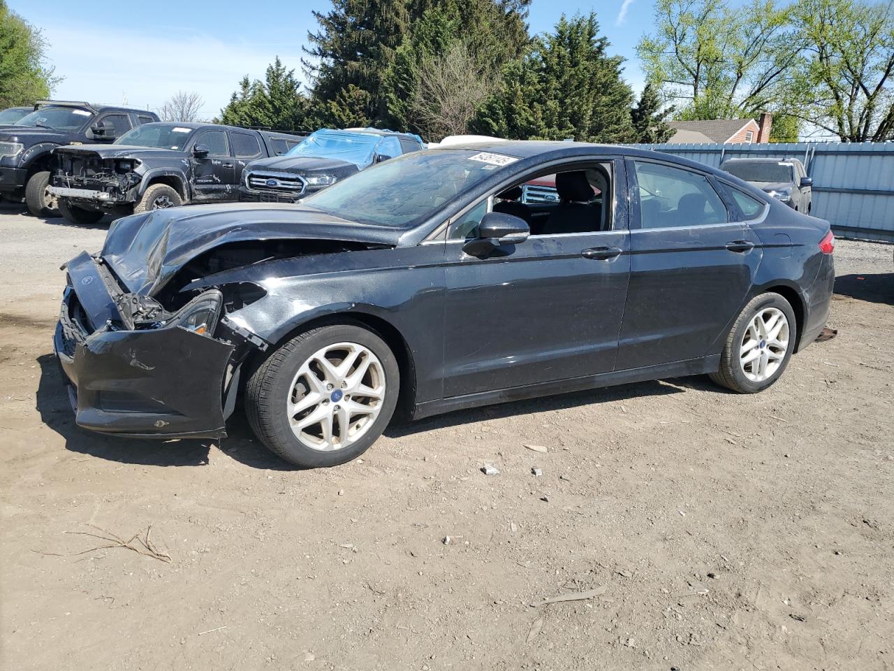 FORD FUSION SE