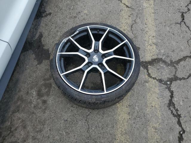 2025 PORSCHE TAYCAN WP0AA2Y18SSA09226