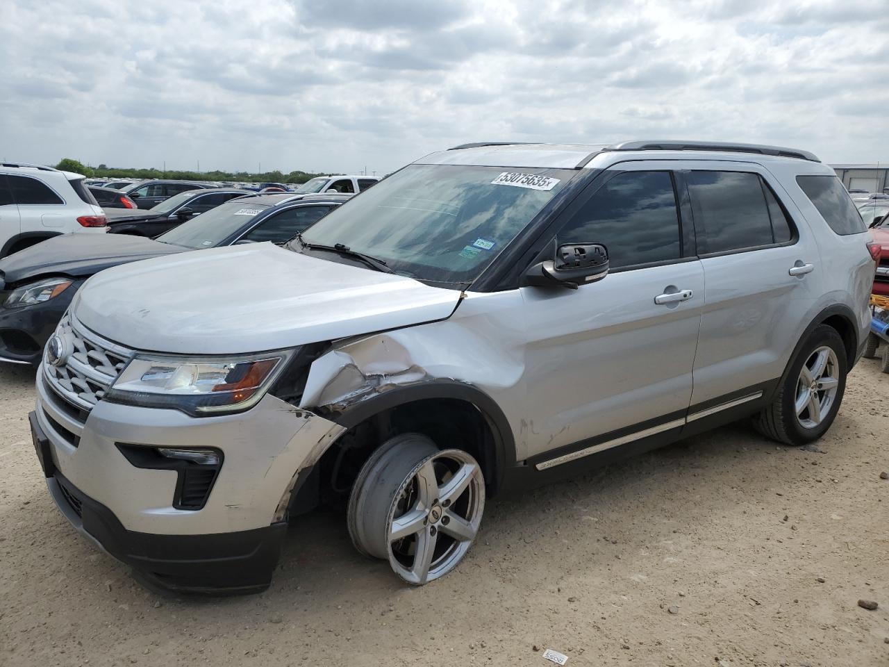 FORD EXPLORER XLT