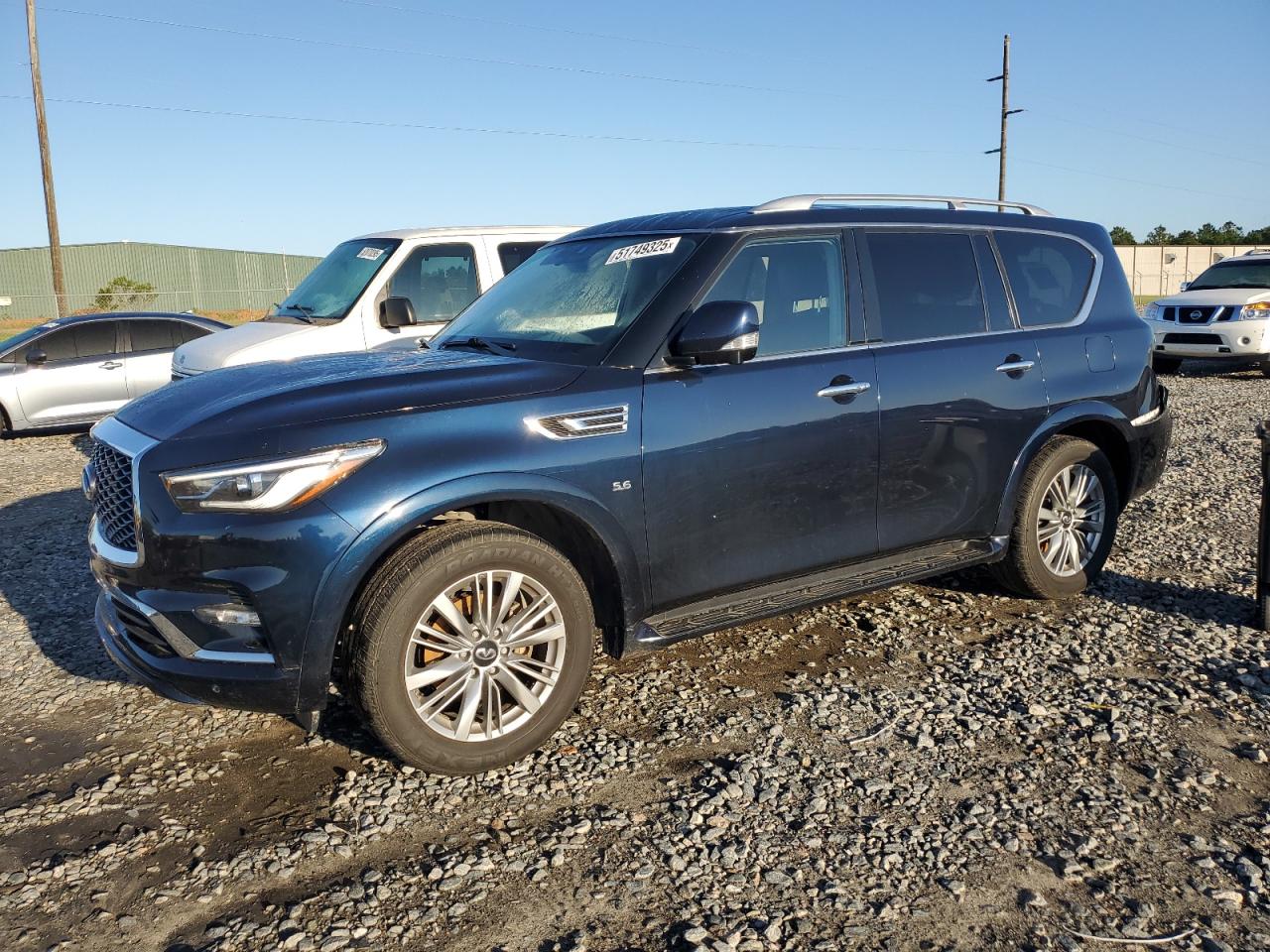 INFINITI QX80 LUXE