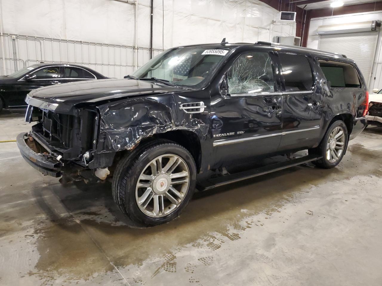 CADILLAC ESCALADE ESV PLATINUM
