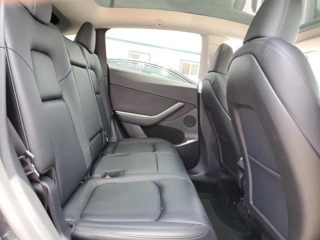 2024 TESLA MODEL Y - 7SAYGAEE5RF088151