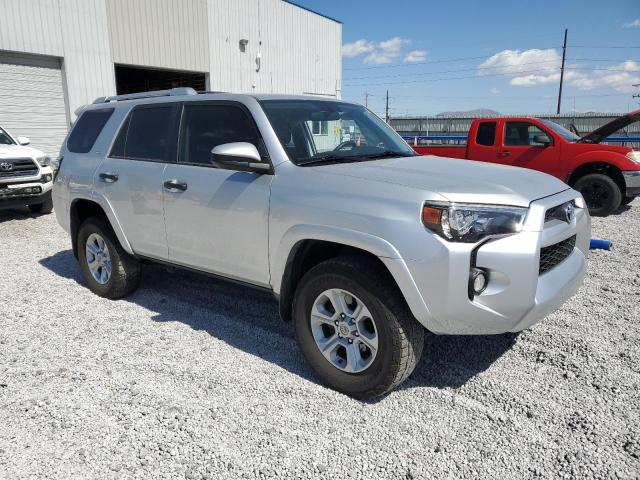 Vin: jtebu5jr7h5451282, lot: 54211045, toyota 4runner sr5/sr5 premium 20174