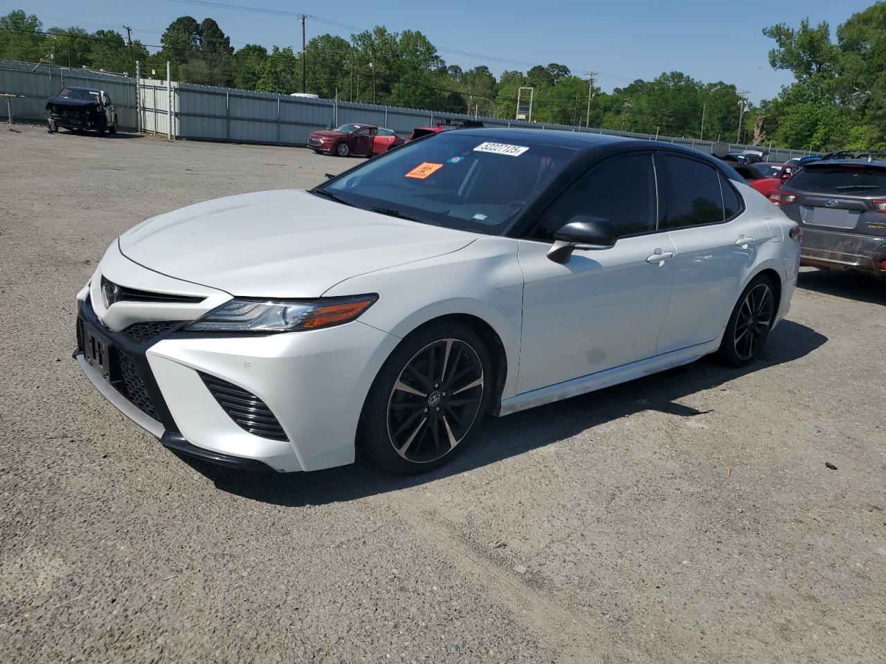 TOYOTA CAMRY XSE