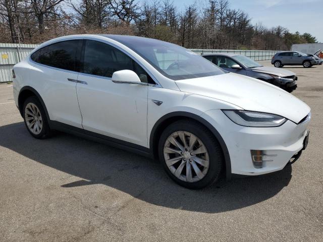 Vin: 5yjxcae21gf005015, lot: 53778945, tesla model x 20164