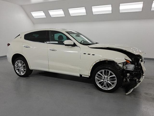 Vin: zn661xuaxnx389214, lot: 53873675, maserati levante ba base 20224
