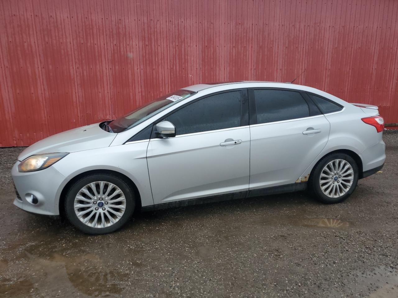 FORD FOCUS TITANIUM