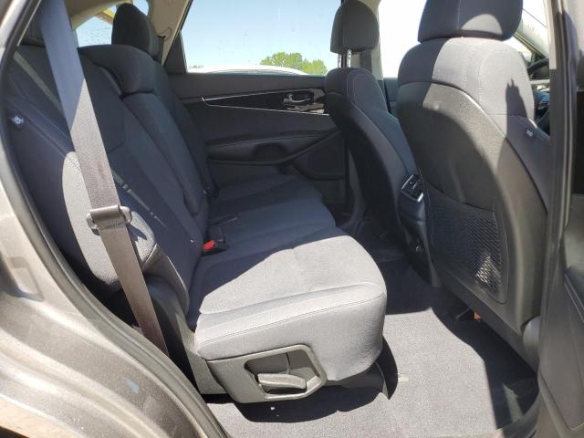 2018 KIA SORENTO LX - 5XYPG4A32JG431056