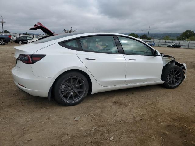 Vin: 5yj3e1eb0mf073052, lot: 52153715, tesla model 3 20213