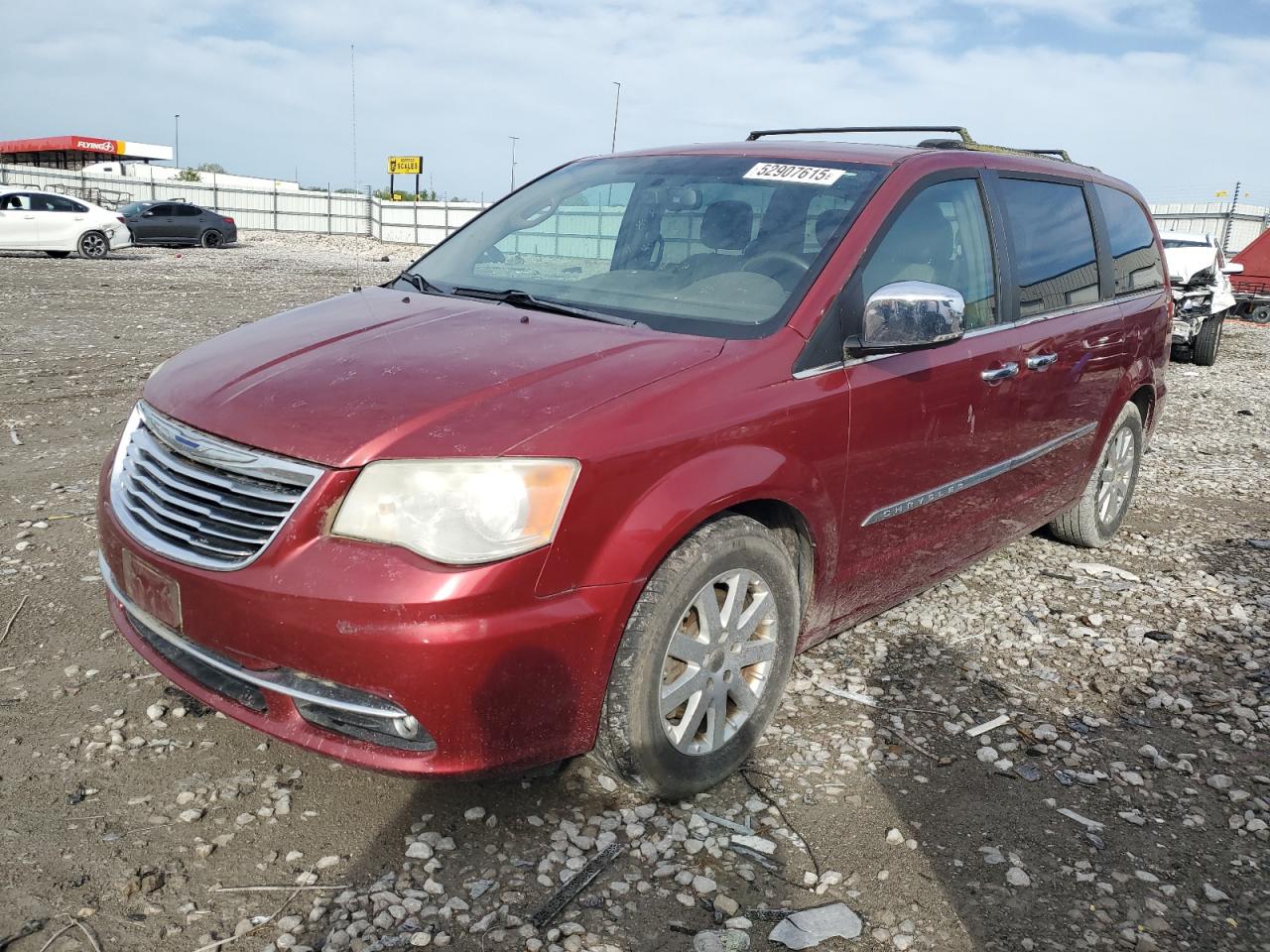 CHRYSLER TOWN & COUNTRY TOURING L