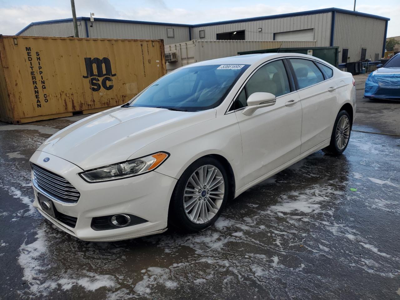 FORD FUSION SE