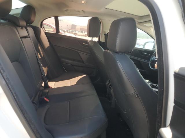 2017 JAGUAR XE PREMIUM - SAJAD4BG4HA947902