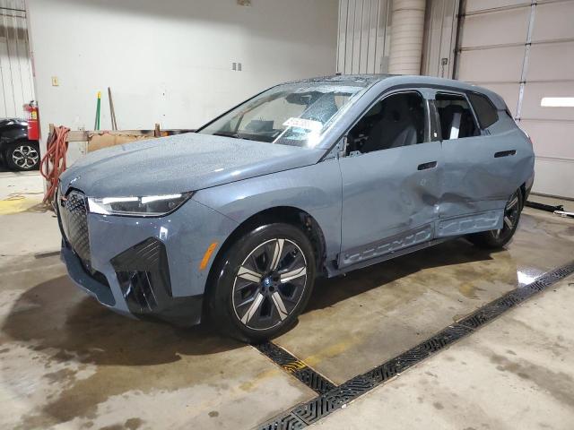 BMW IX XDRIVE5