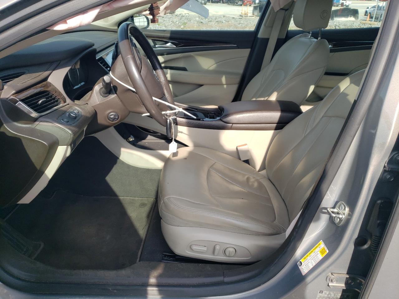 BUICK LACROSSE ESSENCE