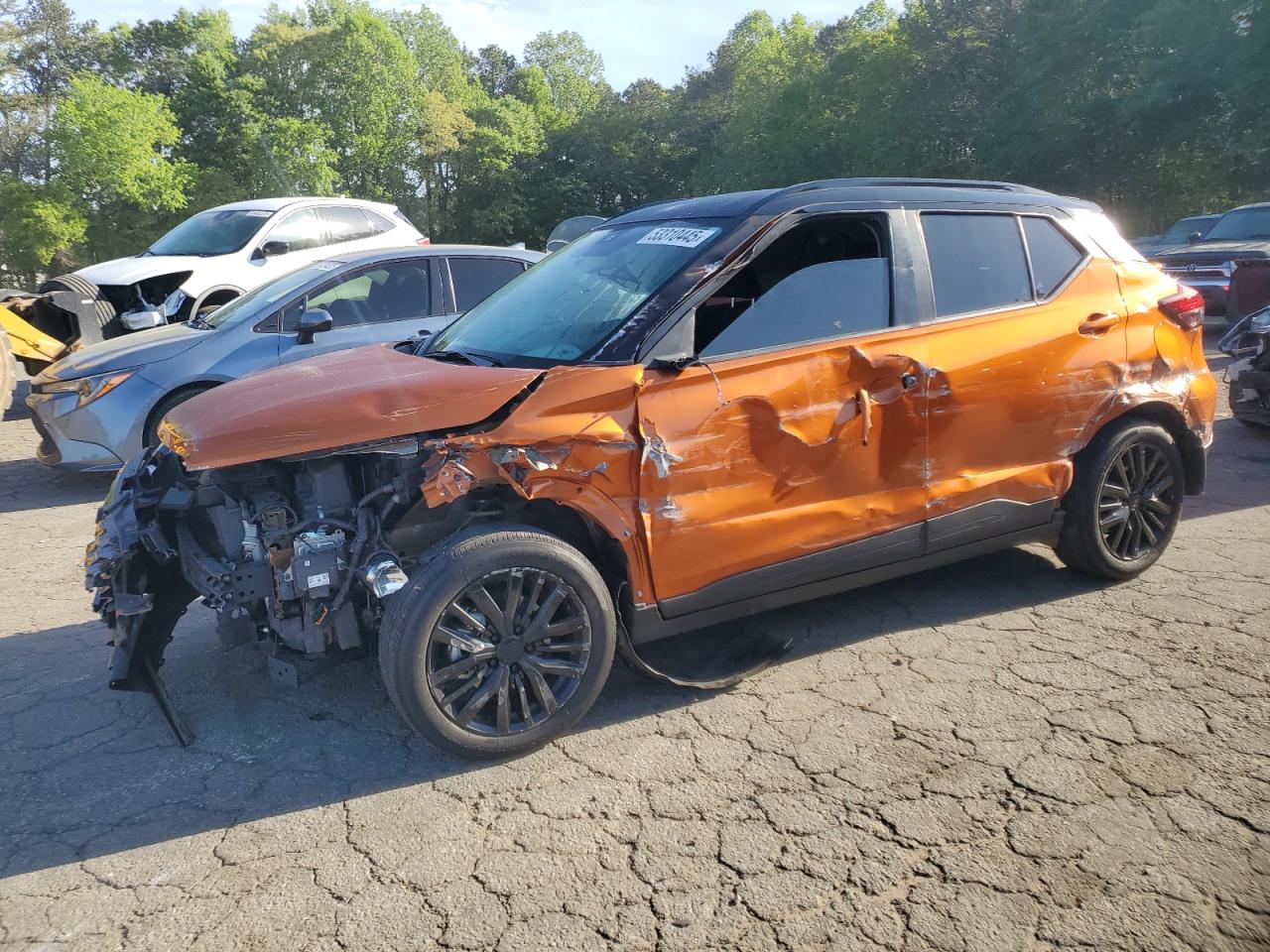 NISSAN KICKS SV