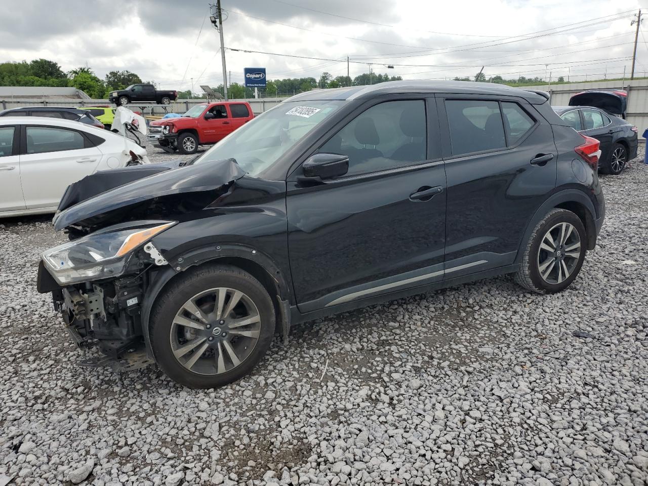 NISSAN KICKS SR