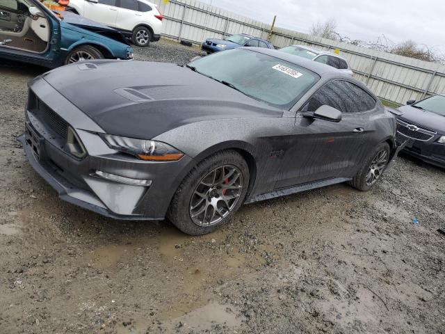 FORD MUSTANG