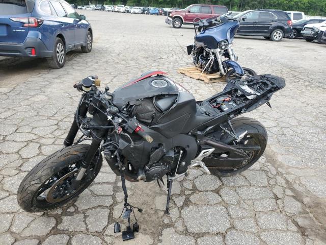 2017 HONDA CBR1000 RA - JH2SC7750HK000355