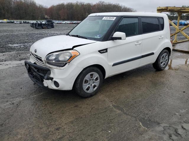 Vin: kndjt2a55d7767888, lot: 51678535, kia soul 2013 img_1