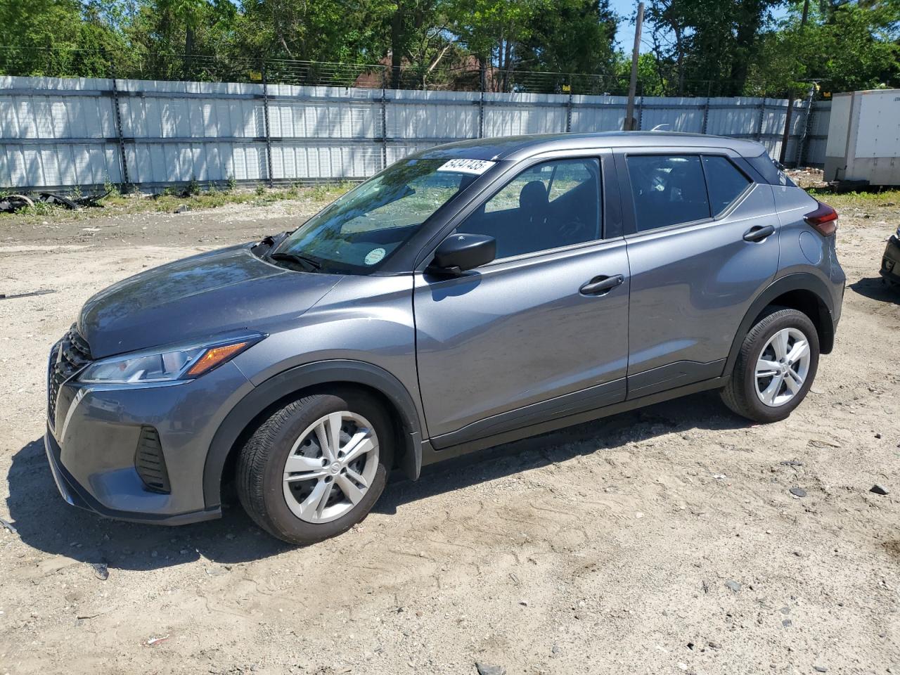 NISSAN KICKS S