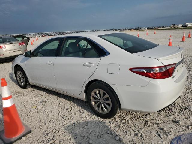 Vin: 4t1bf1fk8hu677044, lot: 52085055, toyota camry le 20172