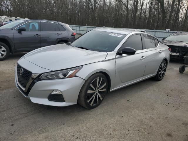NISSAN ALTIMA SR