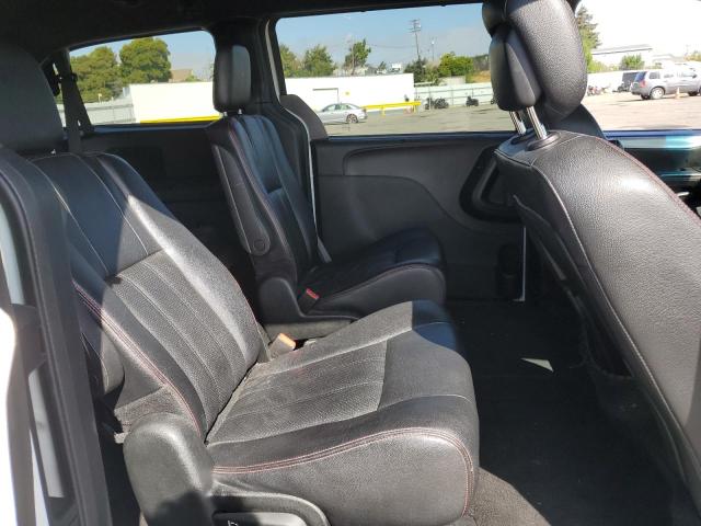 2018 DODGE GRAND CARA - 2C4RDGEG4JR195831