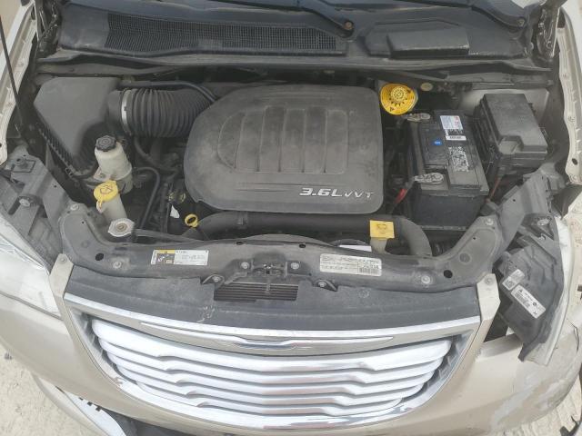 2015 CHRYSLER TOWN & COU - 2C4RC1BG2FR706299