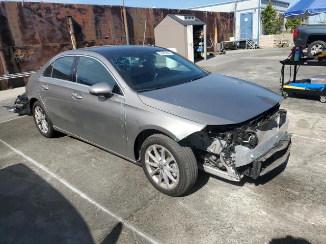 Vin: wdd3g4eb4kw023720, lot: 52455945, mercedes-benz a-class 220 20194