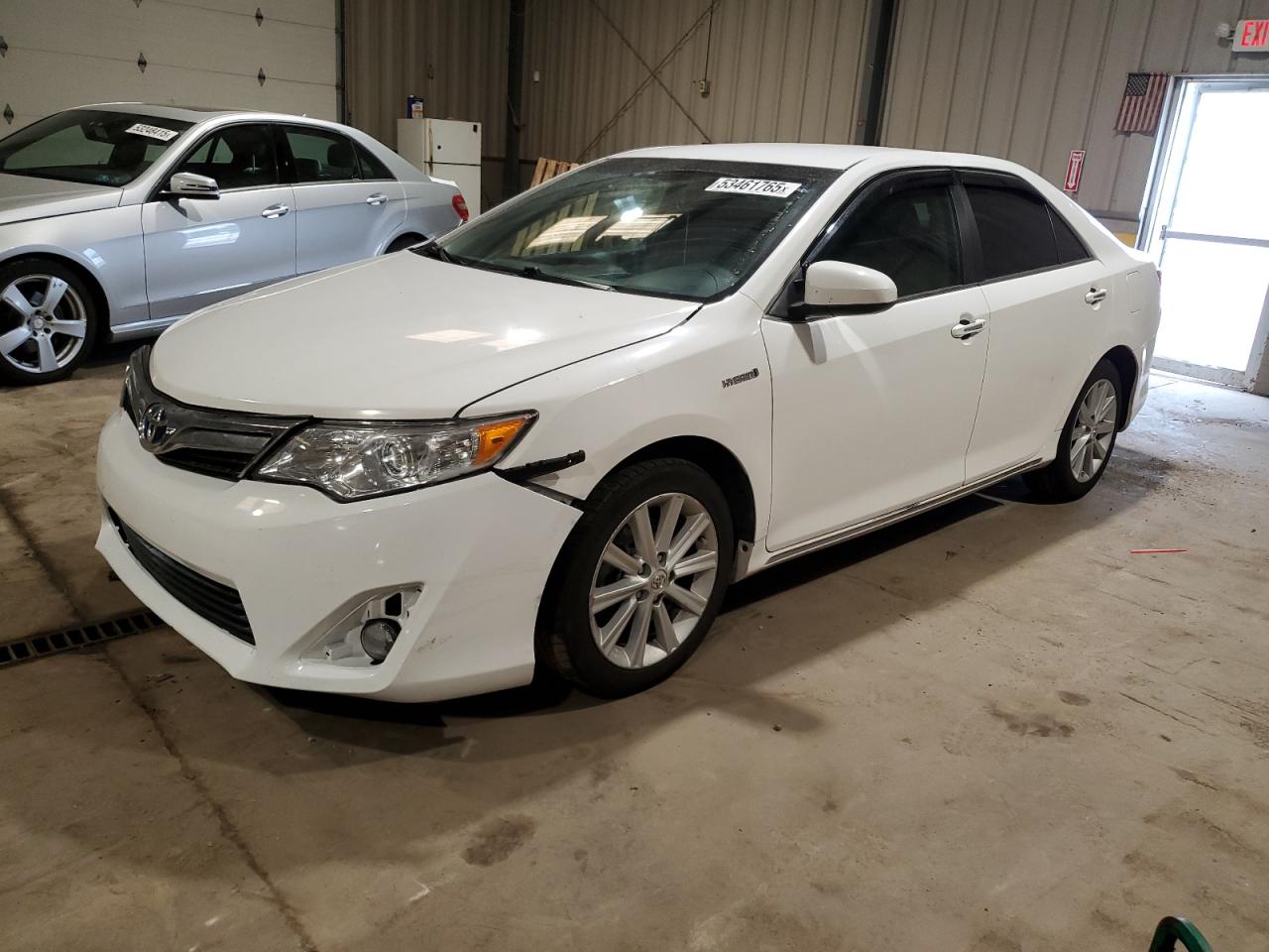 TOYOTA CAMRY HYBRID