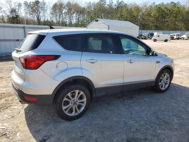 2019 FORD ESCAPE SE 1FMCU0GD0KUB96247