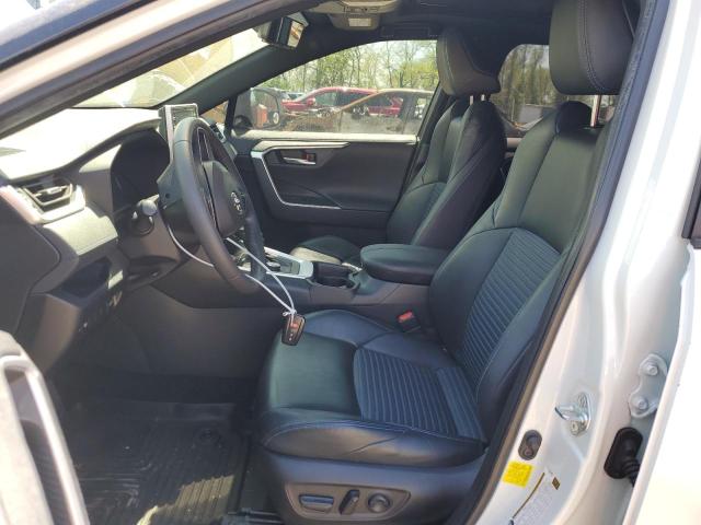 2019 TOYOTA RAV4 XSE - JTMEWRFV0KJ025912