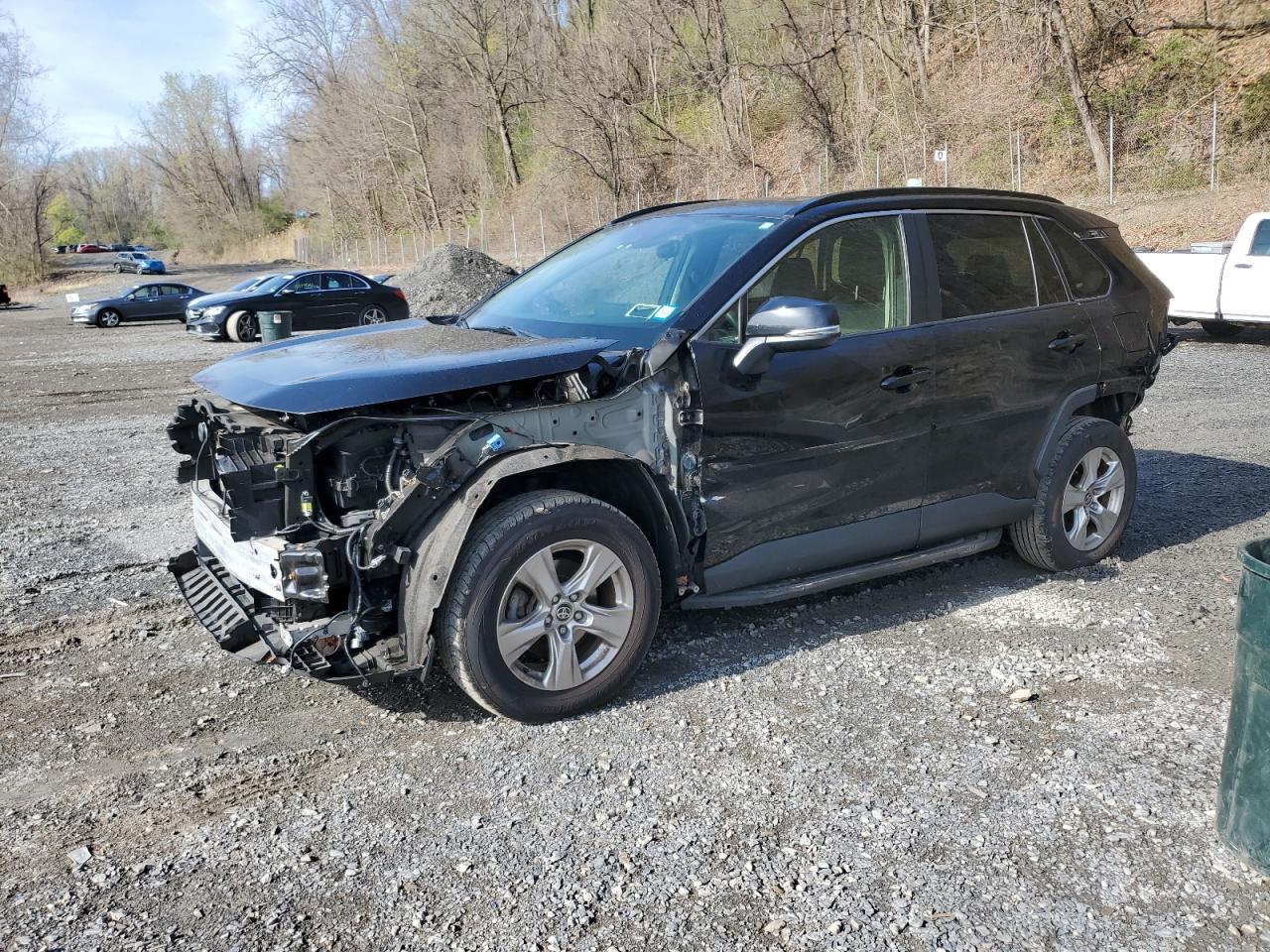 TOYOTA RAV4 XLE