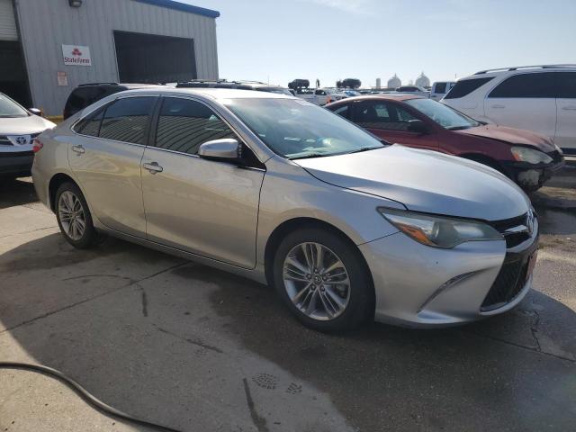 Vin: 4t1bf1fk5hu630828, lot: 54748625, toyota camry le 20174